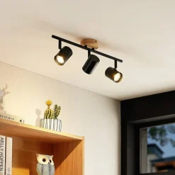 loftlampe Xiomara, 3 lyskilder, 68 cm lang, træ^Lindby Outlet