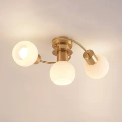 Lindby loftslampe Ciala, 3-lys, messingfarvet, glas