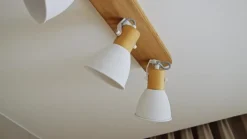 loftspot Merela, hvid, 45 cm, 3 lyskilder, træ, E14^Lindby