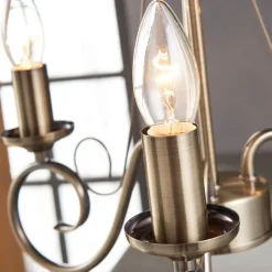 Lindby lysekrone Marnia, 3 lyskilder, Ø 40 cm, antik messing, E14