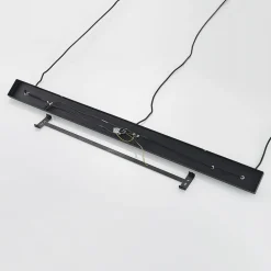 pendellampe Tarjei, 146 cm lang, sort/guld, metal^Lindby Best