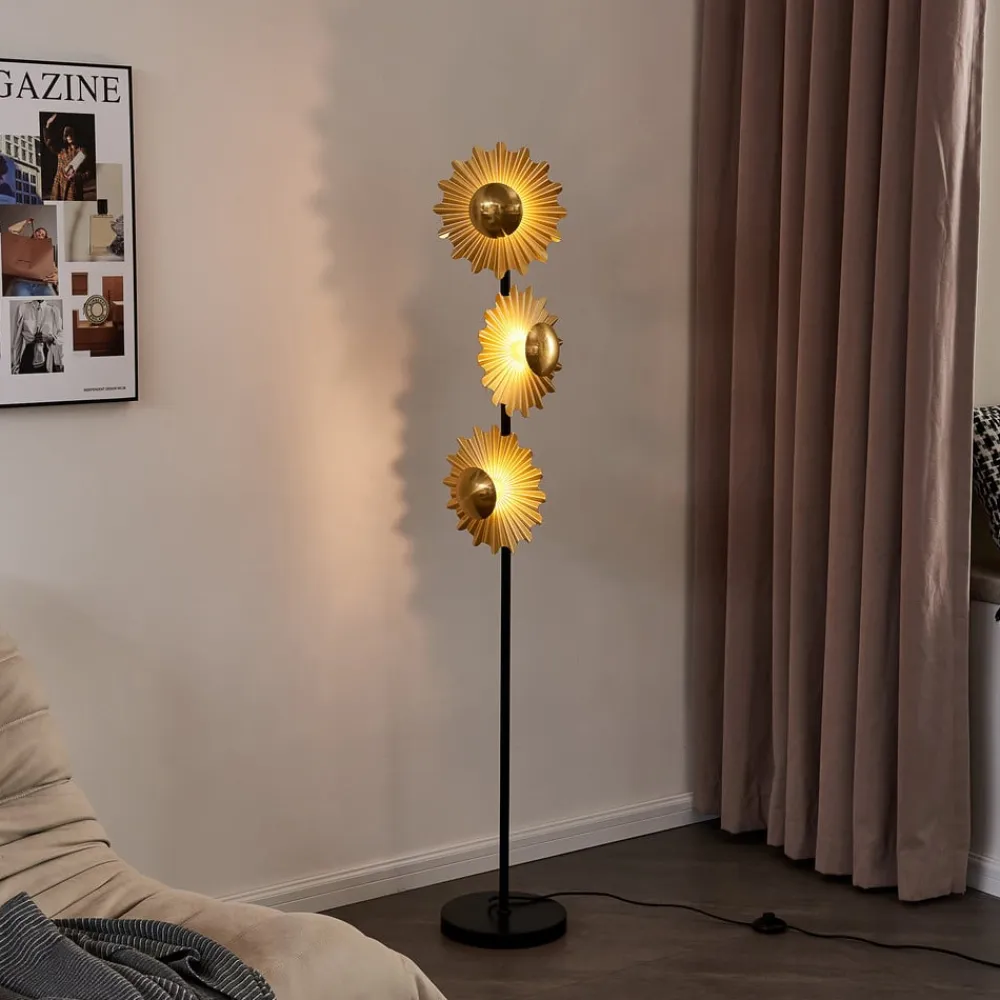 Lindby Senmia gulvlampe i guld, 3 lyskilder