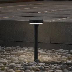 Solar-LED-lampe med jordspyd Brinca, sort, PC, sensor^Lindby Outlet