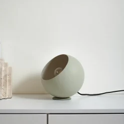 Lindby Solomia bordlampe, grøn, jern, Ø 20 cm