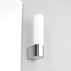 Lindby Gang|Væg- Og Spejllamper>spejllampe Melike, 27 cm, krom, IP44, stikkontakt