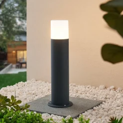 Lindby Tabyn sokkellampe, rund, mørkegrå