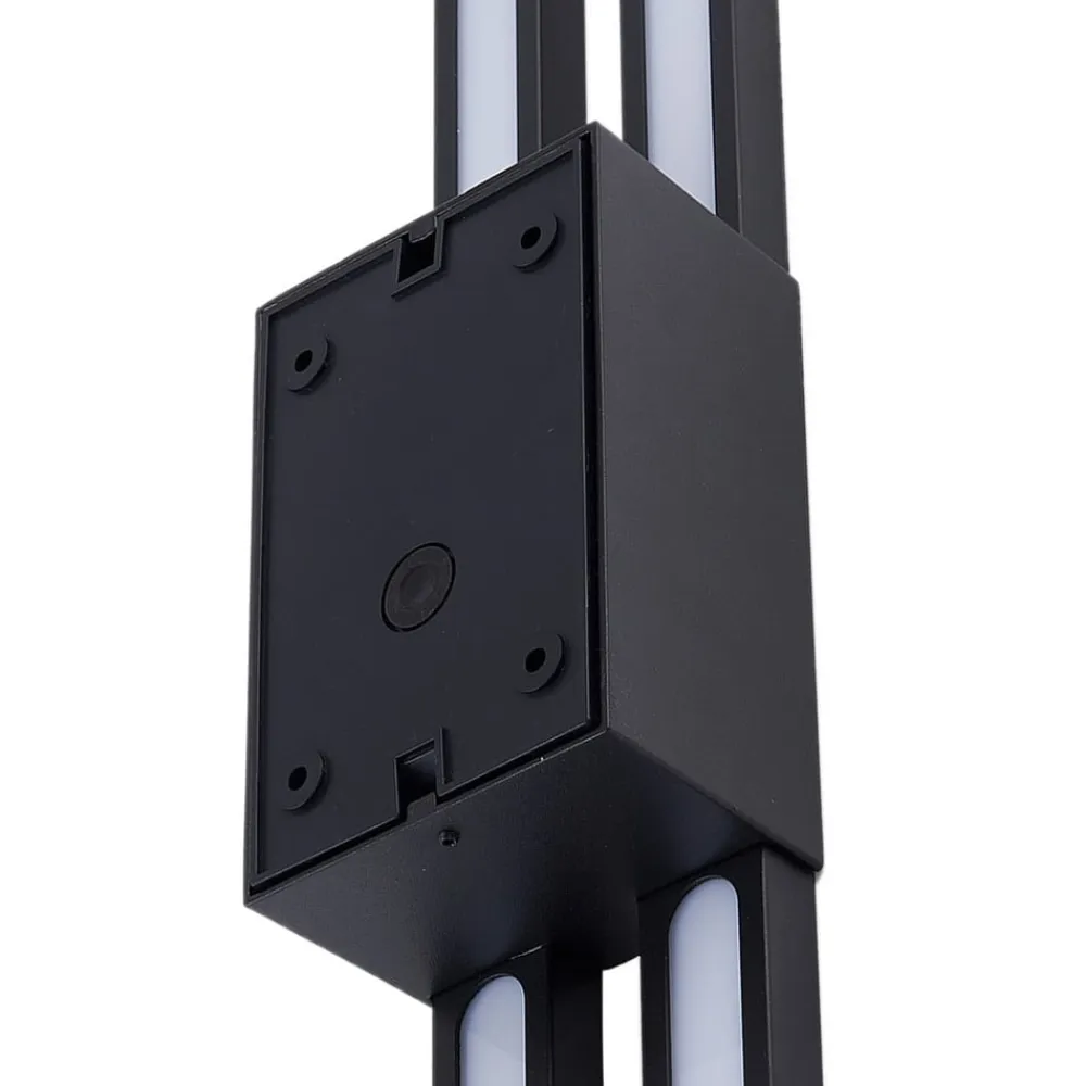 Lindby udendørs LED-væglampe Sakari, sort, aluminium, højde 59 cm