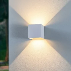 Lindby Terrassebelysning|Væglamper>udendørs LED-væglampe Nivar, kantet, hvid, metal, IP54