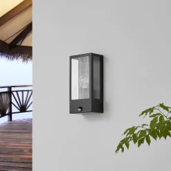 udendørs væglampe Ilana, sort, sensor, IP44, E27^Lindby Hot