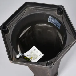 Lindby udendørslampe Eddie, 198 cm, rust, metal, IP44, E27