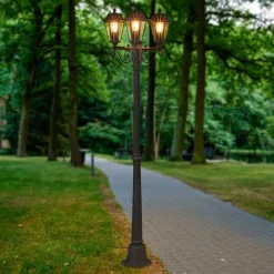 Lindby udendørslampe Lamina, 172 cm, 3 lyskilder, sort-rust, E27