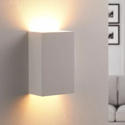 Lindby væglampe Colja, kantet, højde 16 cm, gips, hvid