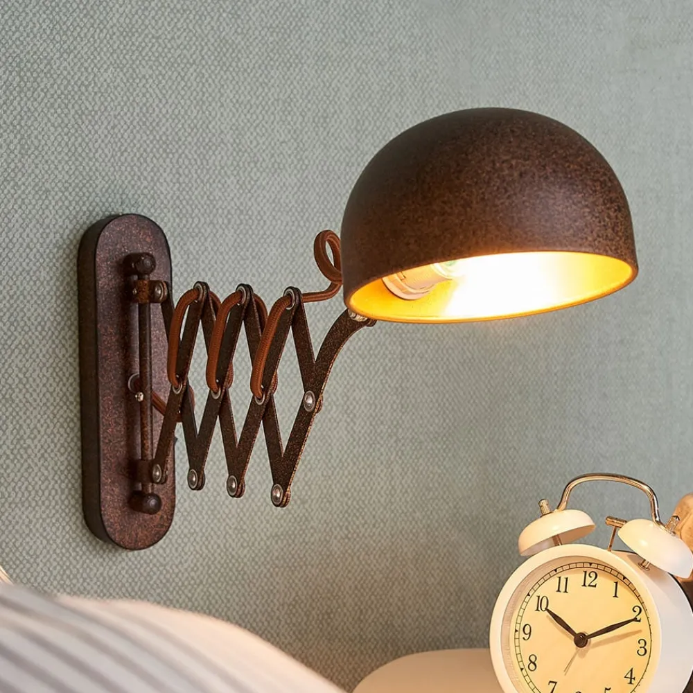 Lindby væglampe Curtis, rustfarvet, justerbar, 57 cm, E14