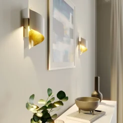 væglampe Desirio, hvid/guld, 24 cm, metal^Lindby Online