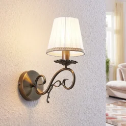 Lindby væglampe Finnick, antik messingfarve, 34 cm, E14