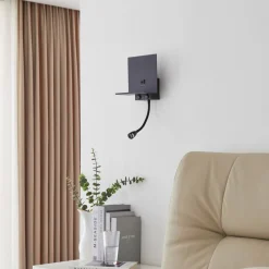 Lindby væglampe Thorid, sort, USB, LED-læselampe, G9