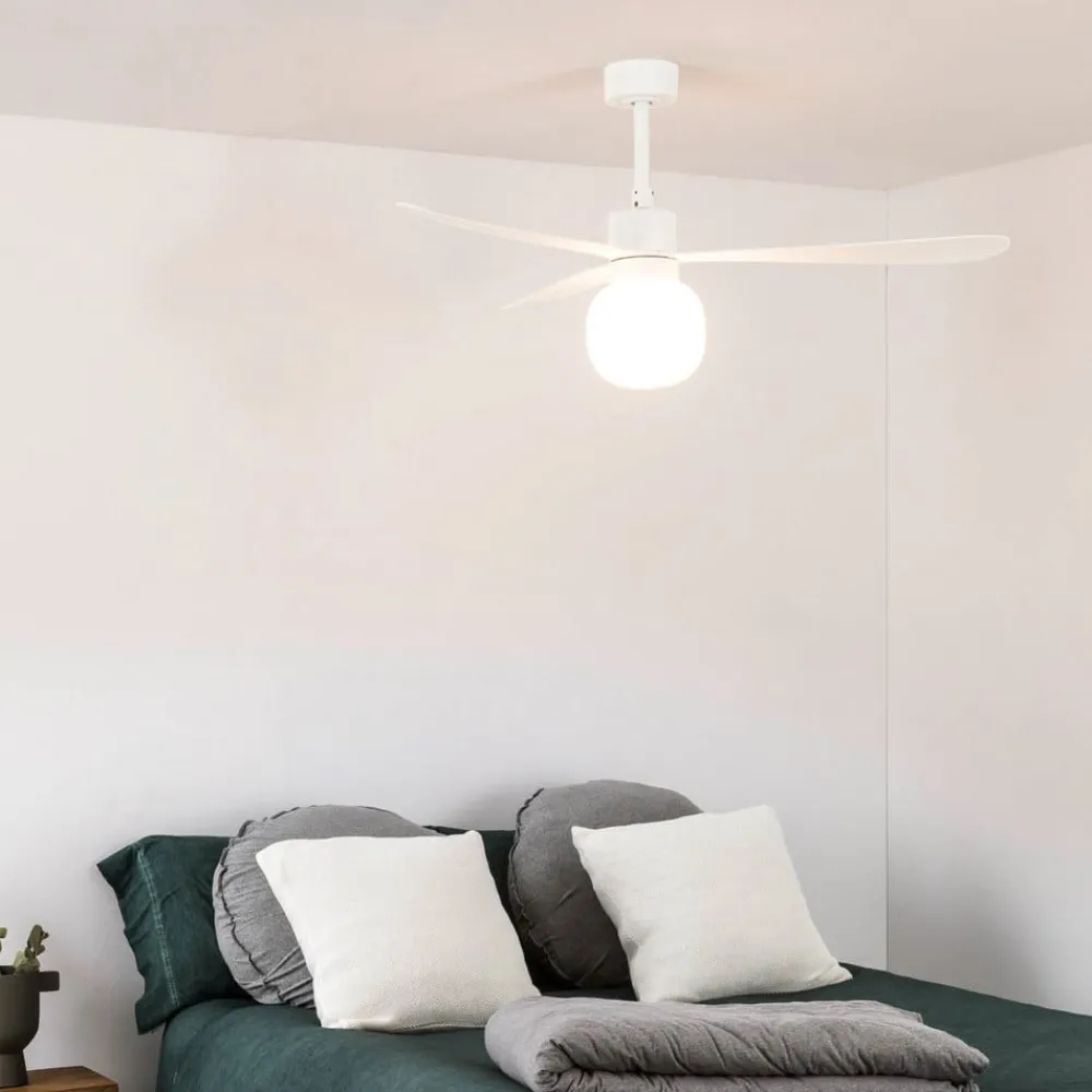 FARO BARCELONA Loftventilator Amelia Ball, LED-lampe, hvid