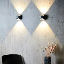 Saga udendørs væglampe op/ned sort^LOOM DESIGN