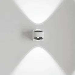 LOOM DESIGN Terrassebelysning>Saga udendørs LED-væglampe op/ned hvid