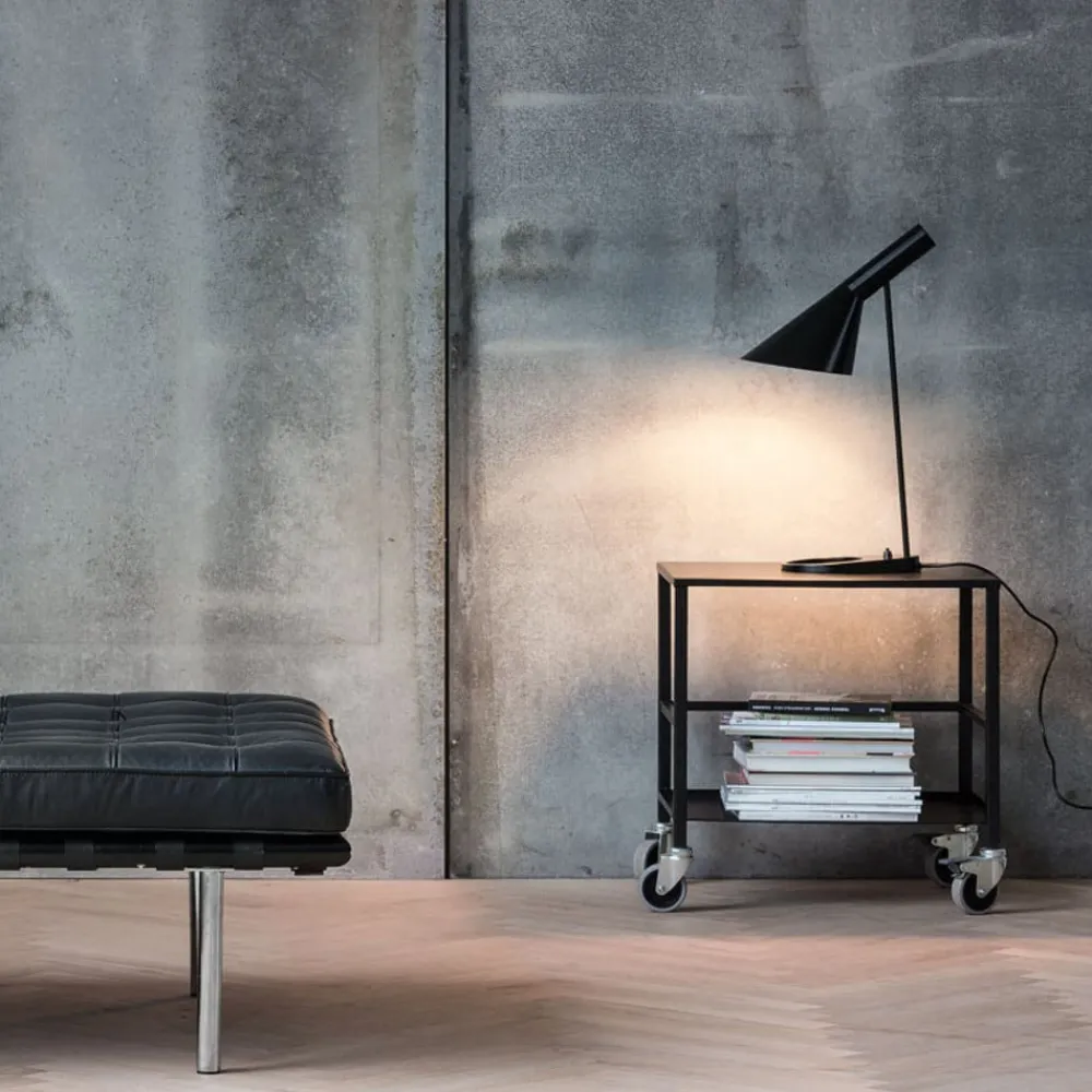 AJ - designer bordlampe, sort^Louis Poulsen Best