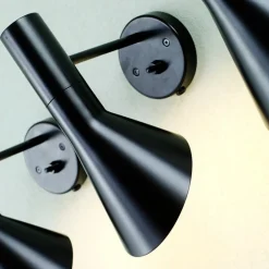 AJ - væglampe, sort^Louis Poulsen