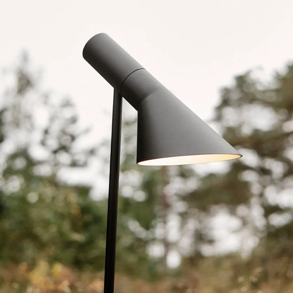 Louis Poulsen AJ Garden højde 95 cm jordstykke 840