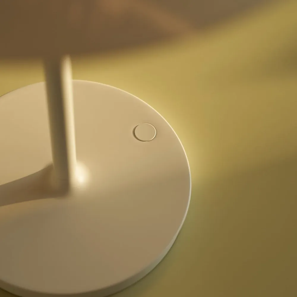 LED-bordlampe PH 80, opal hvid, IP44^Louis Poulsen