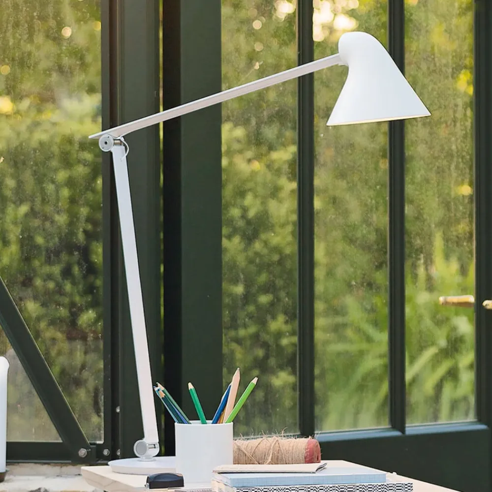 Louis Poulsen NJP bordlampe fod 2.700 K hvid