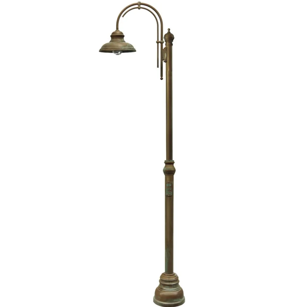 Moretti Luce Lygtepæle>Luca stolpelampe i antik kobbermessing 1-lys.
