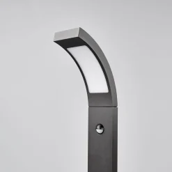 Lucande LED-gadelampe Juvia, 100 cm, bevægelsessensor, IP54