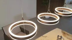 LED-hængelampe Kolo, 114 cm, 3 lyskilder, brun, dæmpbar^Lucande