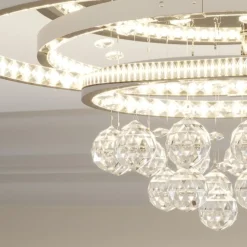 LED-loftlampe Keely, kromfarvet, krystal, 45 cm^Lucande Discount