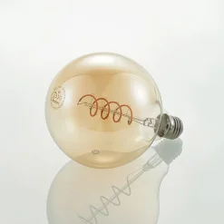 Lucande LED-pære E27 G125 4W 2.700K dæmpbar ravfarvet