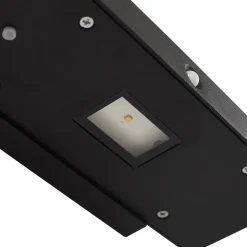 Lucande LED-solcelle-væglampe Tavon, kantet, sort, sensor