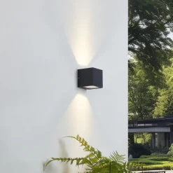 Lucande Terrassebelysning|Væglamper>LED-udendørs væglampe Merjem, 10 cm, op/ned, IP54