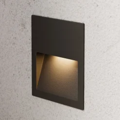 LED-vægindbygningslampe Loya, 11,5x11,5 cm, grå, IP54^Lucande Discount