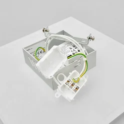 Lucande LED-væglampe Berlind, 26 cm, hvid, glas, metal