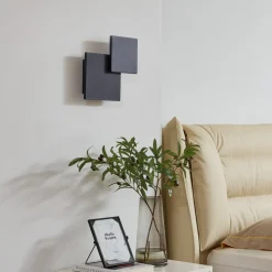 Lucande Gang|Væglamper>LED-væglampe Elrik, sort, 27 cm høj, metal