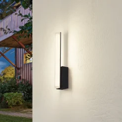 Lucande Væg- Og Spejllamper|Væglamper>LED-væglampe Lisana, lodret, IP44