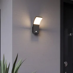 Lucande LED-væglampe Timm, sensor, 20cm, antracit, IP54