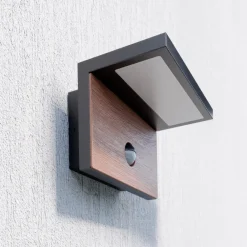 Lignus LED-væglampe, bevægelsessensor^Lucande Sale