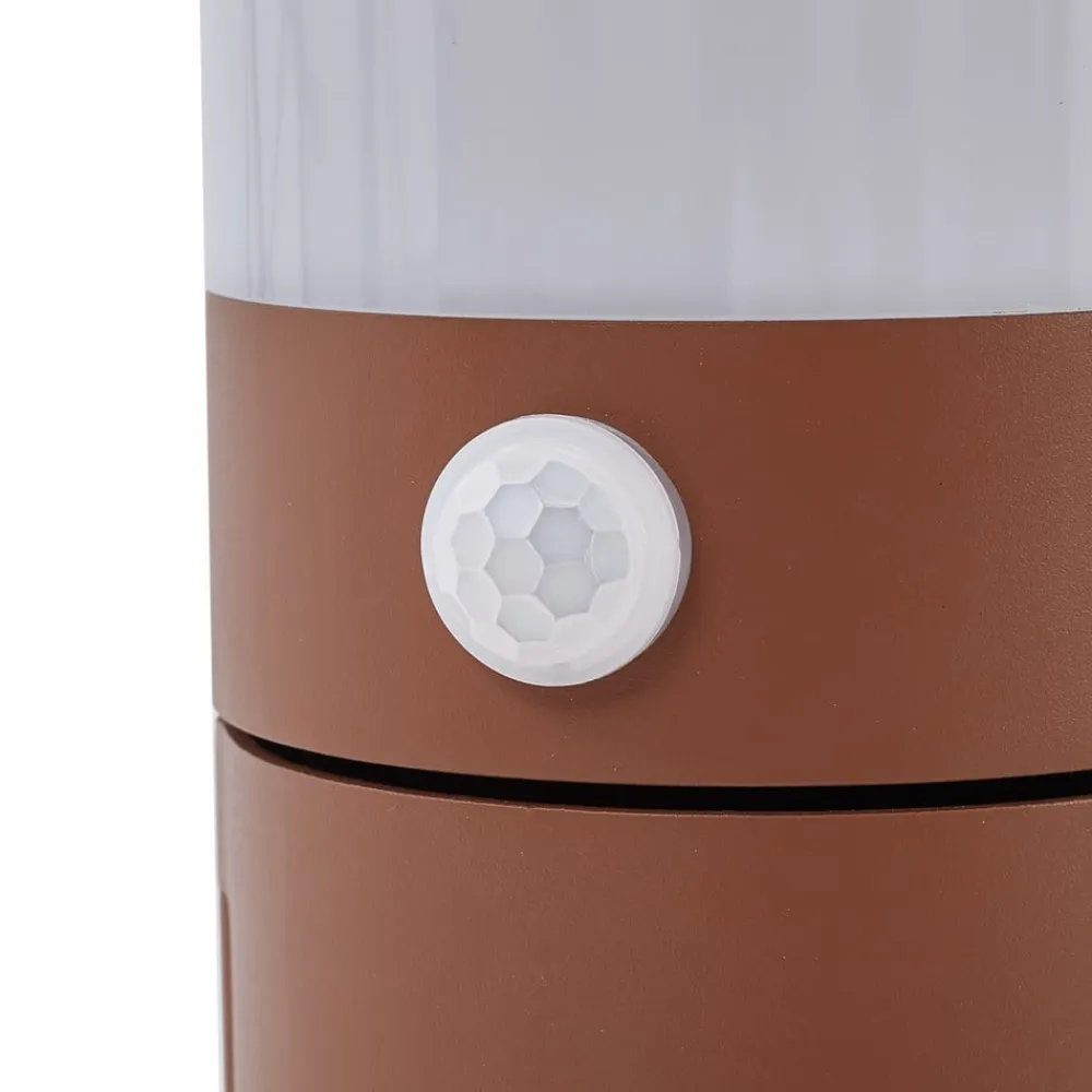 Lucande Gadebelysning Med Sensor|Gadebelysning>sokkellampe Corban, rust, sensor, stikkontakter, IP44