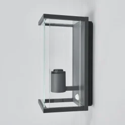 Lucande udendørs væglampe Annalea, 29 cm, 1 lyskilde, IP54, sensor