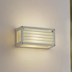 Lucande udendørs væglampe Aurelien, hvid, 12 cm, strip, IP54