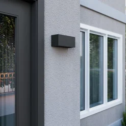 udendørs væglampe Bente, antracit, bredde 25 cm, IP54^Lucande New