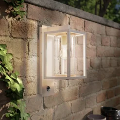 Lucande udendørs væglampe Ferda, sensor, pendel, beige, IP44