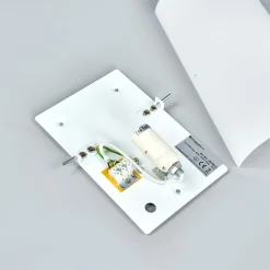 Lucande væglampe Sidra, højde 28 cm, glas, halvcirkelformet