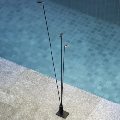 LED-vejlampe Flia, 3 lyskilder, sort, plast^Luceplan Online