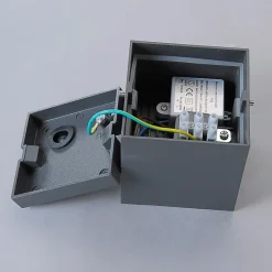 Lucande Lukas - terningeformet LED-udendørsloftslampe