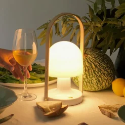 MARSET Bordlamper>FollowMe LED-bordlampe, hvid eg, højde 29 cm